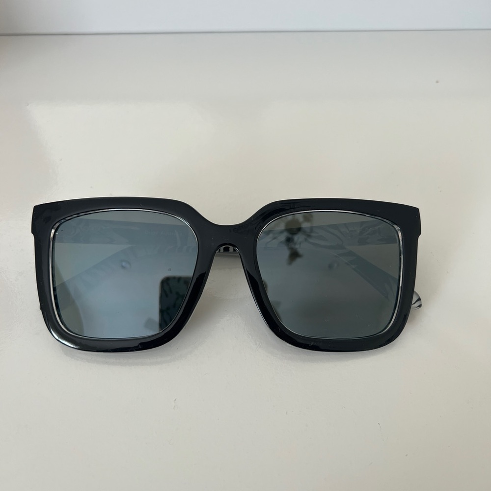 Quay Australia Black Square Sunglasses